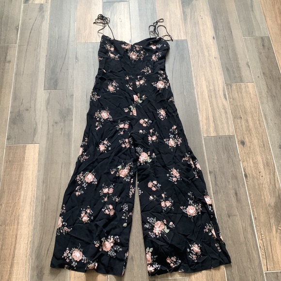 NEW Reformation Floral Portia Jumpsuit Size 12 - Picture 4 of 7